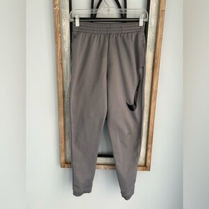 Nike boys sweat pants joggers large